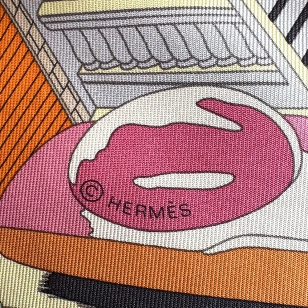 HERMES Carre 90 - Light Blue Yellow Multi Scarf 558-060625 - Picture 3 of 4